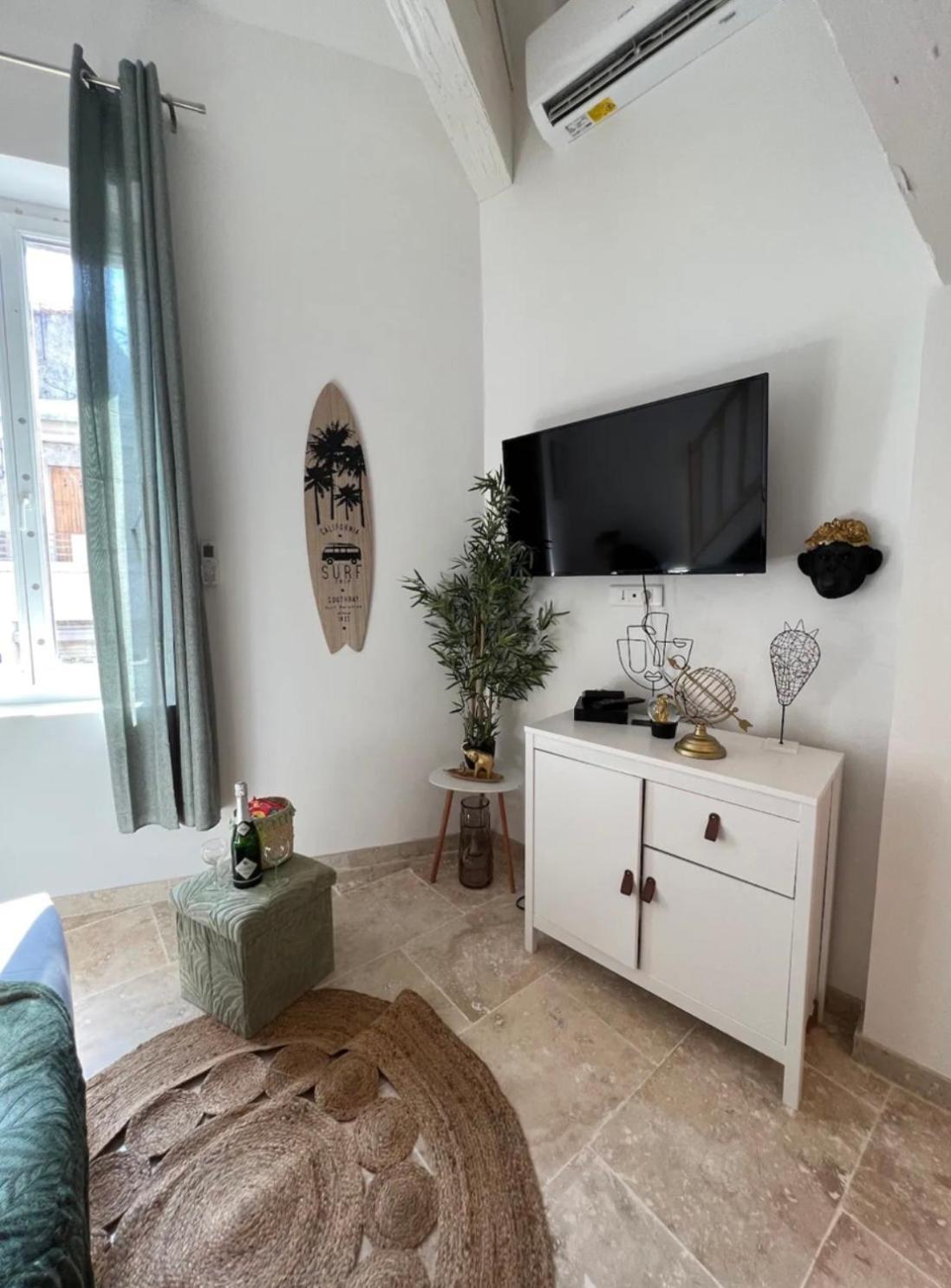 Duplex A 2 Pas De La Vielle Ville D Avignon Bagian luar foto