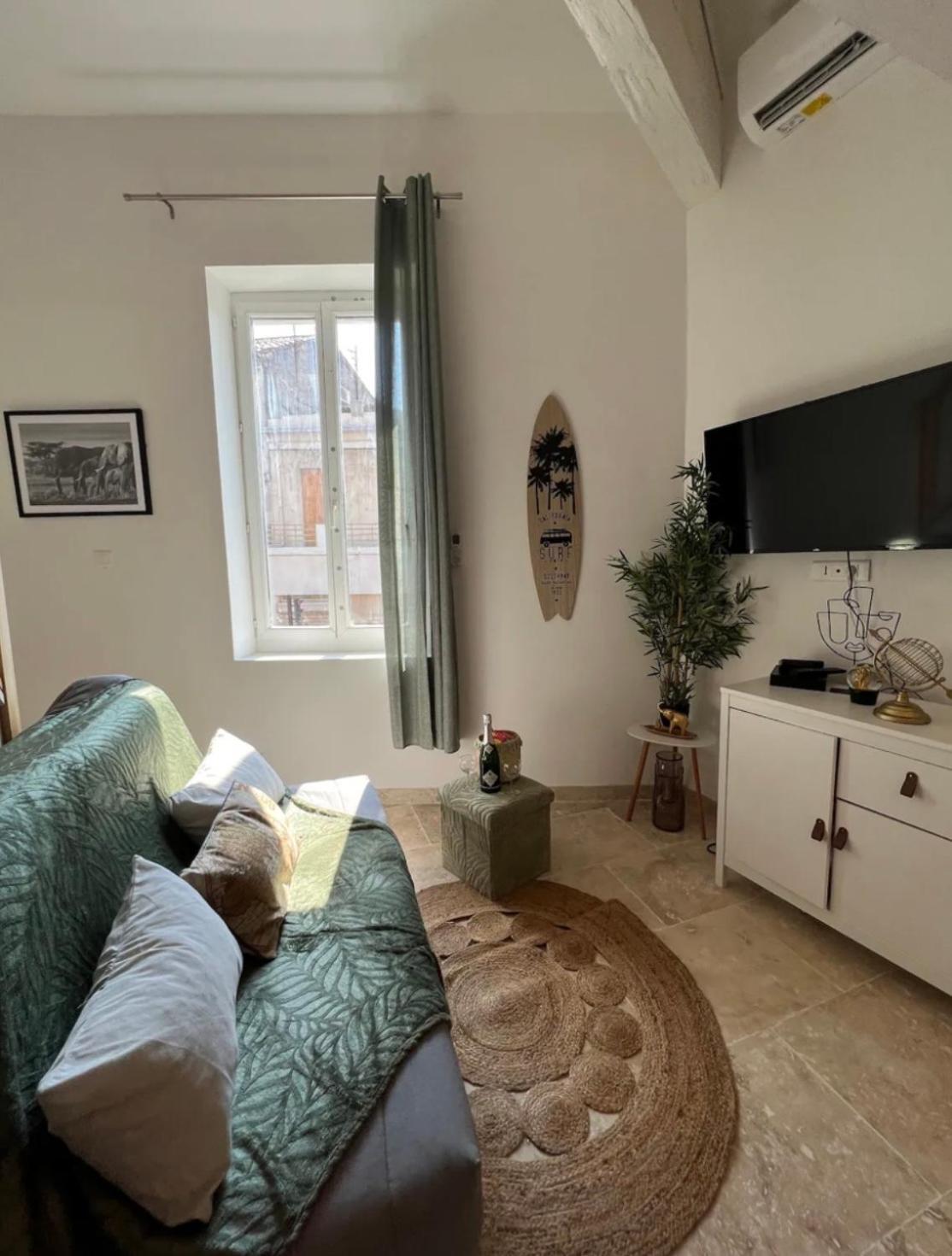 Duplex A 2 Pas De La Vielle Ville D Avignon Bagian luar foto